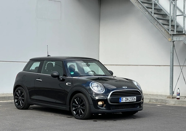 MINI ONE cena 38500 przebieg: 215739, rok produkcji 2017 z Góra małe 631